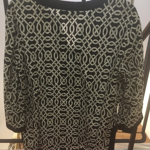 Jones Wear Petite XL tunic top in black and White - Picture 7 of 7